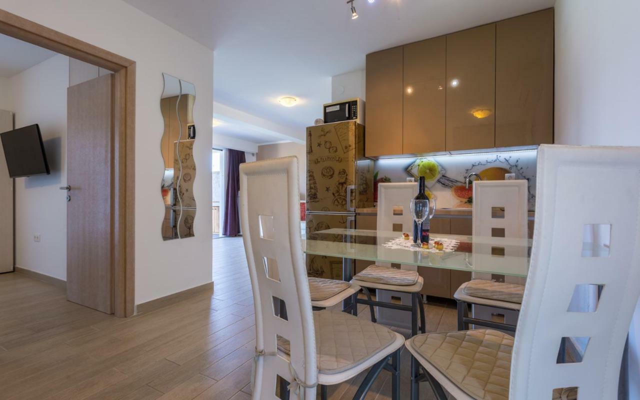 Apartment Trava Климно Екстериор снимка