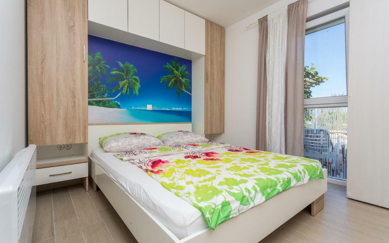 Apartment Trava Климно Екстериор снимка